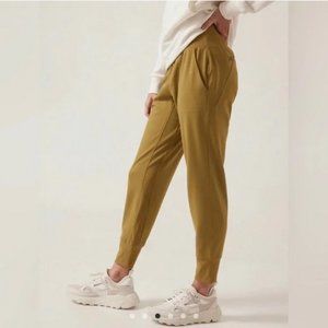 Athleta Women's Venice Jogger Pants Tapestry Gold Joggers Mid Rise Stretch sz 2X